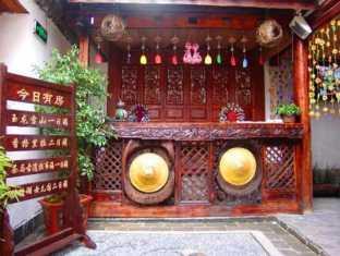 Lijiang Yard Inn Ліцзян Екстер'єр фото